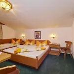 Haus Anton - & Affittacamere Sölden