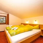 Maison d'hôtes Haus Anton - & *