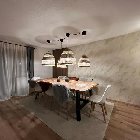 Гостьовий будинок Haus Anton - & Зельден