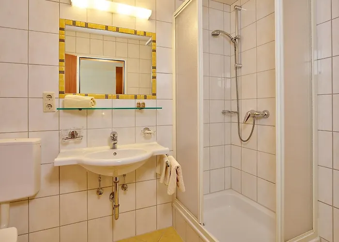 Affittacamere Haus Anton - &