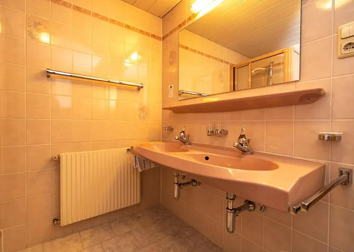 Haus Anton - & Affittacamere Sölden