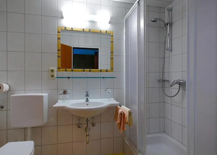 Haus Anton - & Affittacamere *