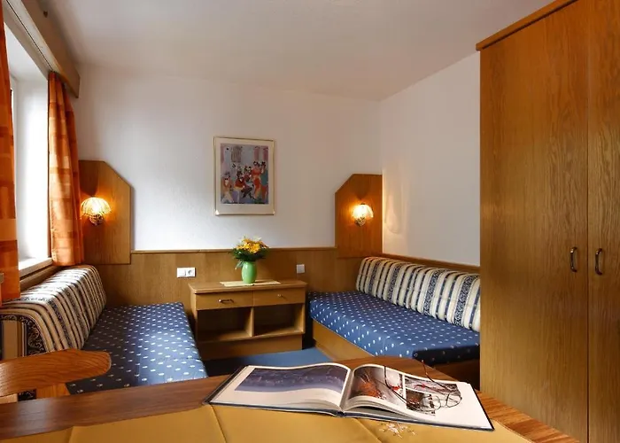 Affittacamere Haus Anton - &