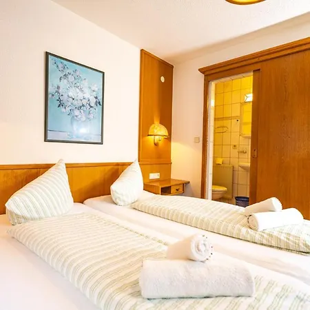 Guest house Haus Anton - &